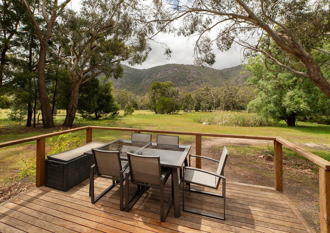 Hideaway Villa Front Deck looking out to Mt William Range mountains. Halls Gap Valley Lodges.