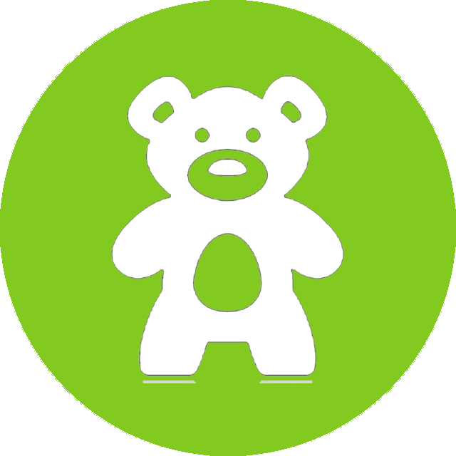 Ein weißer Teddybär steht in einem grünen Kreis.