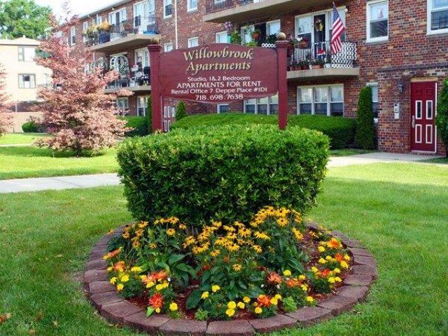 Monument sign