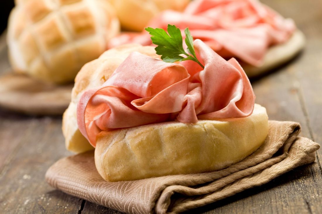 rosetta con mortadella