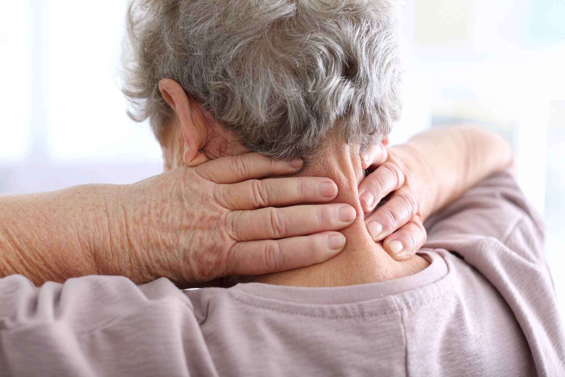 woman with neck pain