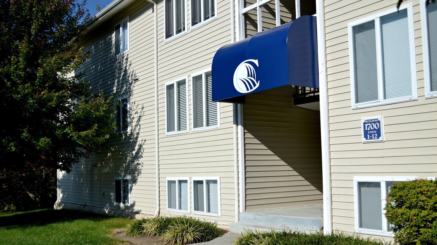 Cascade Pointe Condominiums