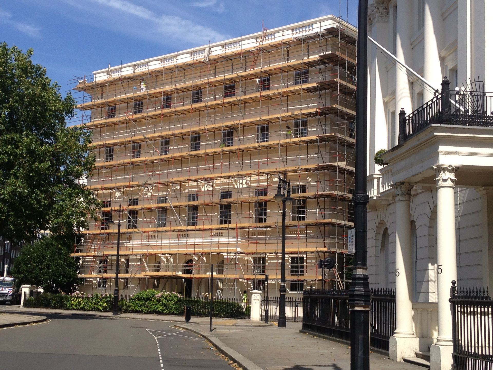 commercial decorators 