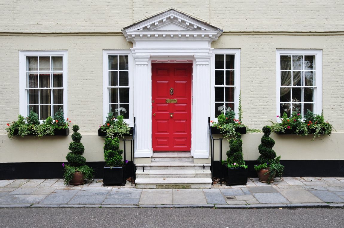 the little red door 
