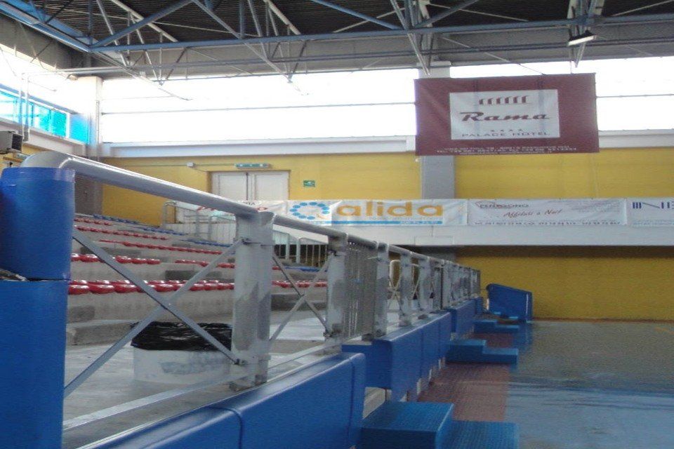 Comune di Casalnuovo – Protezioni antitrauma murali su misura per impianti sportivi