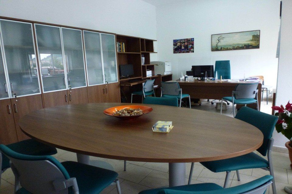 Comune di Pozzuoli – Arredi ufficio operativi