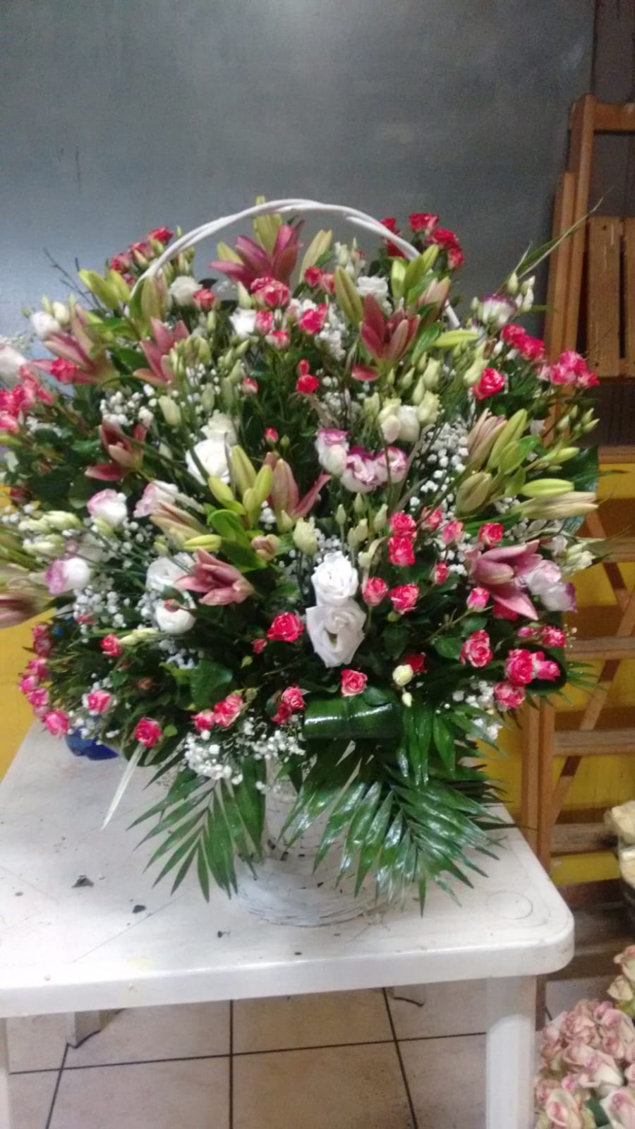 composizione floreale per funerale