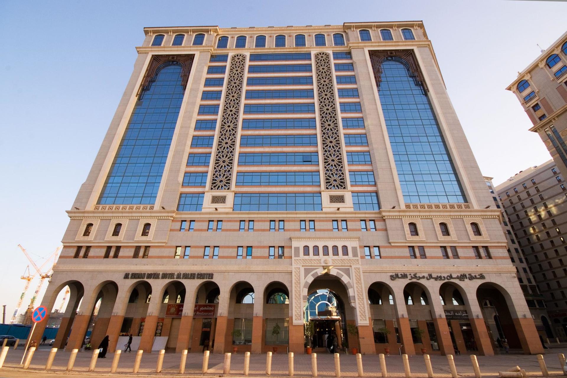 HOTEL OBEROI MEDINA E.A.U.  Progettazione dell'isolamento acustico e  correzione acustica della nuova multipurpouse hall