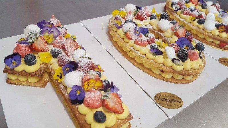 Torte personalizzate alla frutta