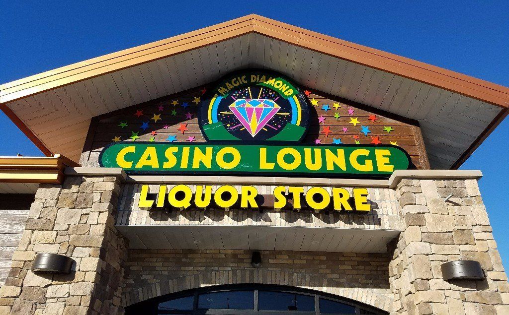Photo of the entrance to a Magic Diamond Casino Lounge & Liquor Store