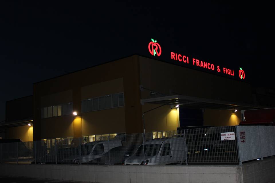 vista magazzino