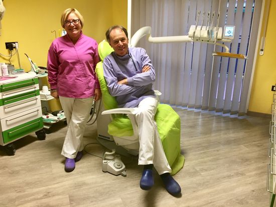 strumentazione per visite dentistiche