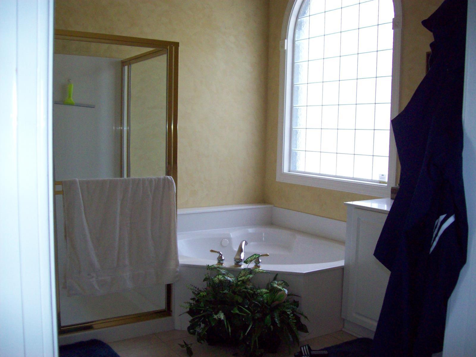 Bathrooms 2