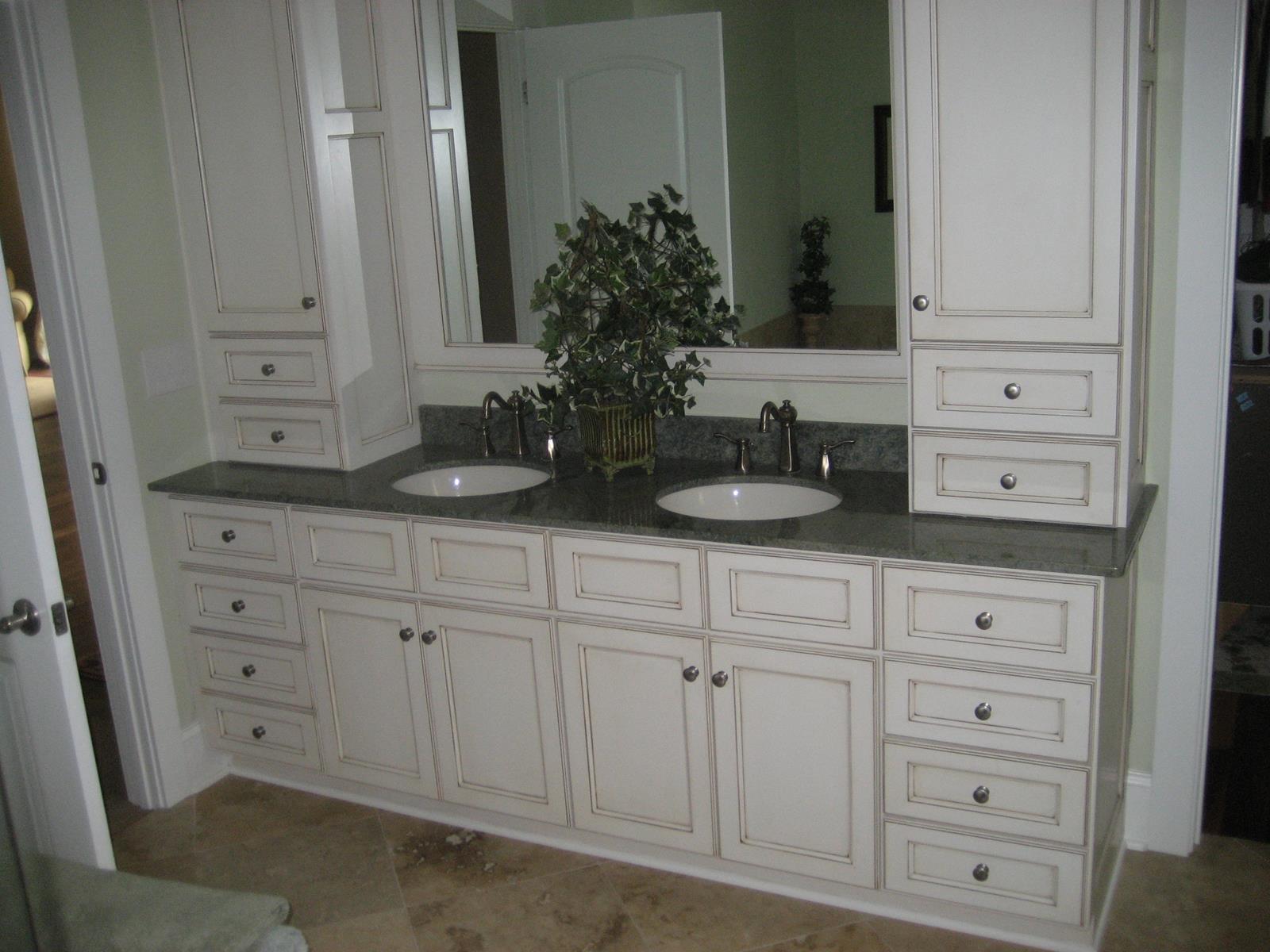 Bathrooms 3