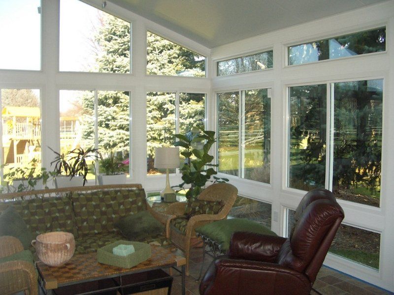 Sunrooms & Screenrooms 12