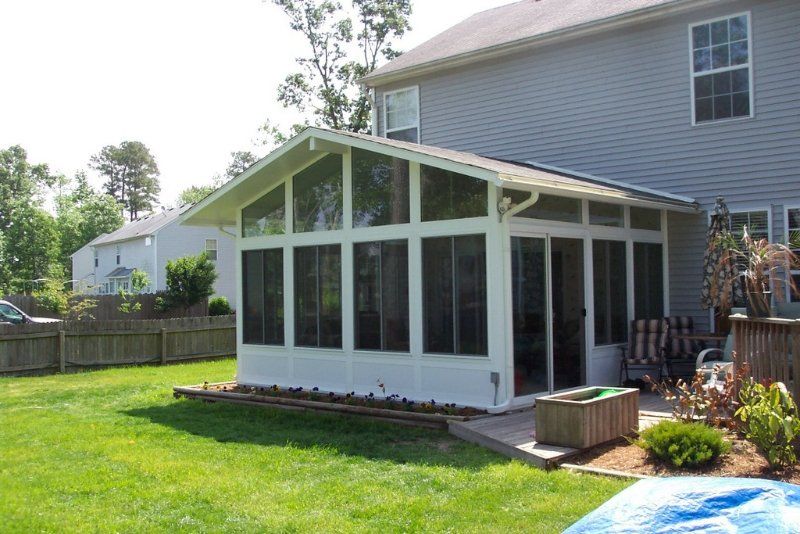 Sunrooms & Screenrooms 30