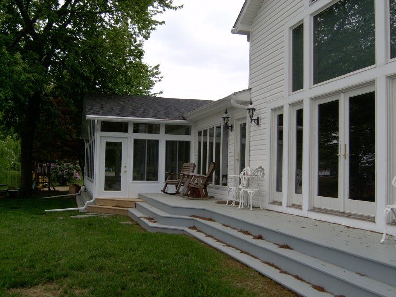 Sunrooms & Screenrooms 33