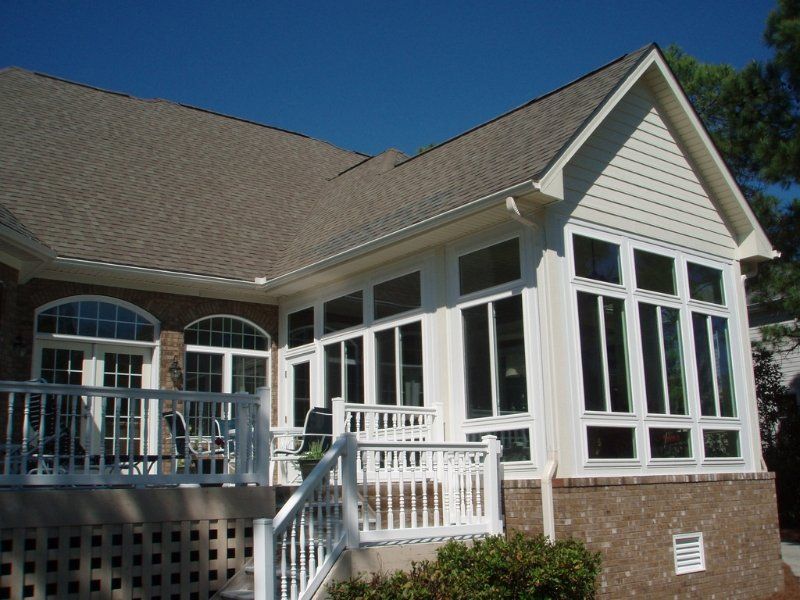 Sunrooms & Screenrooms 36