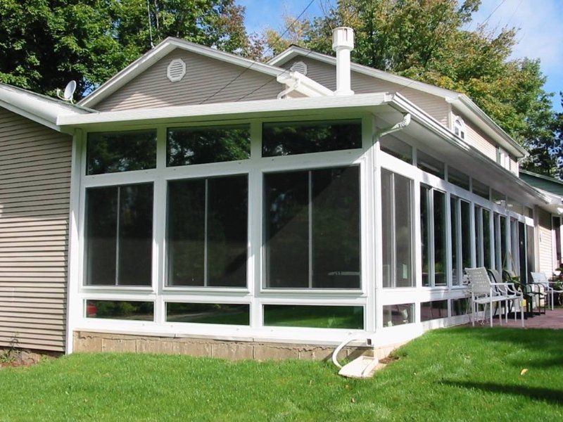 Sunrooms & Screenrooms 42