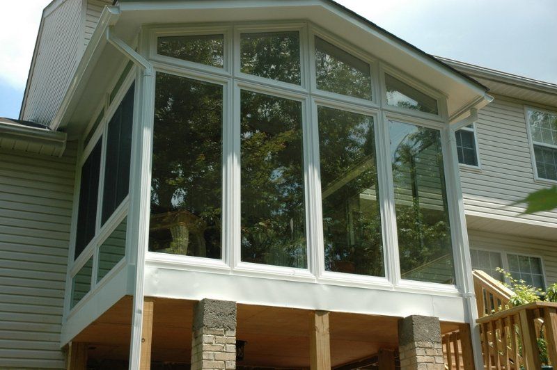 Sunrooms & Screenrooms 44