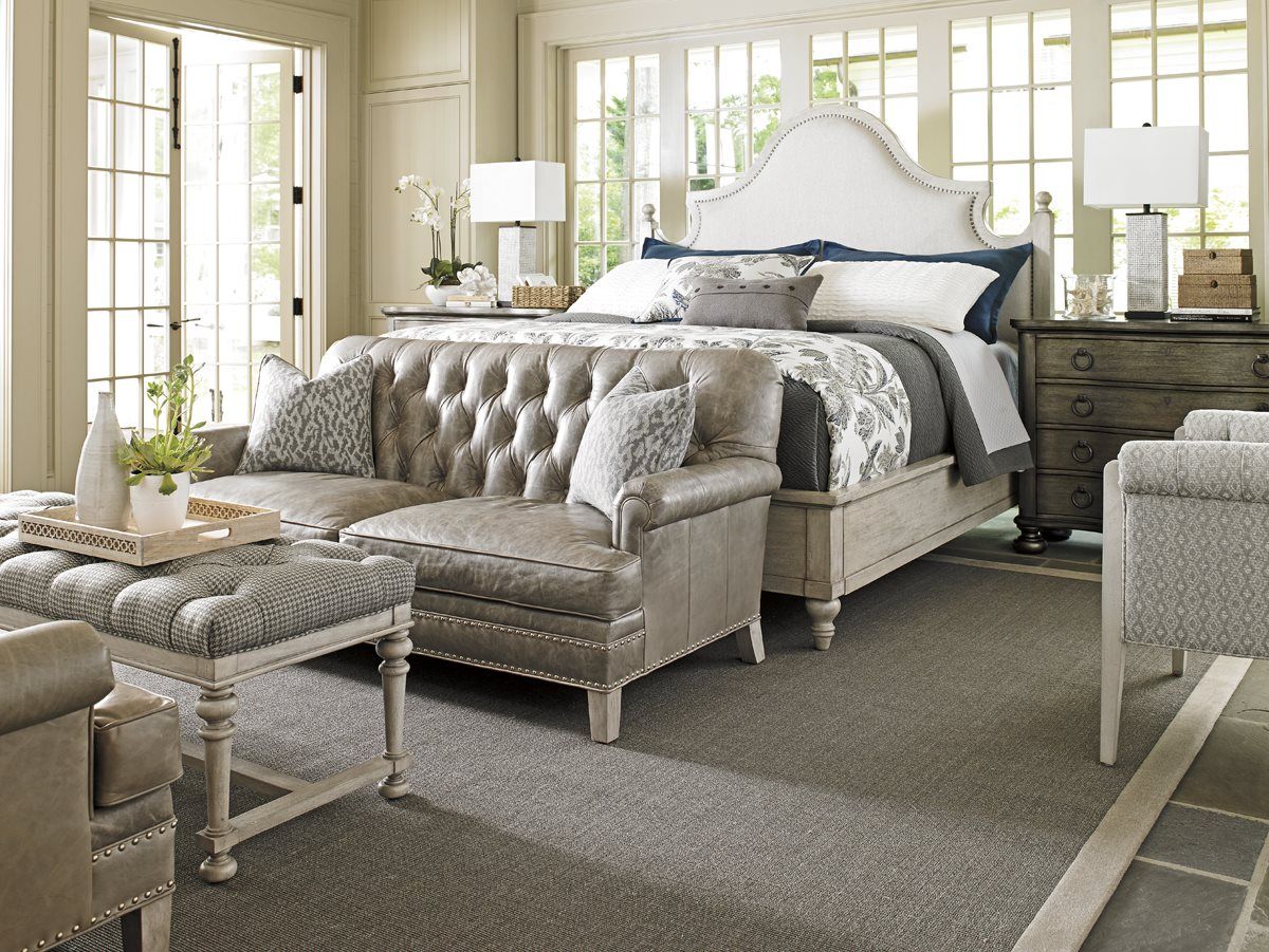 sitting areas in bedroom