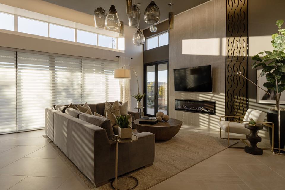 Furniture store and hunter-douglas dealer in Laredo, TX