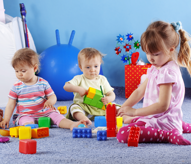 giochi creativi con le costruzioni asilo nido
