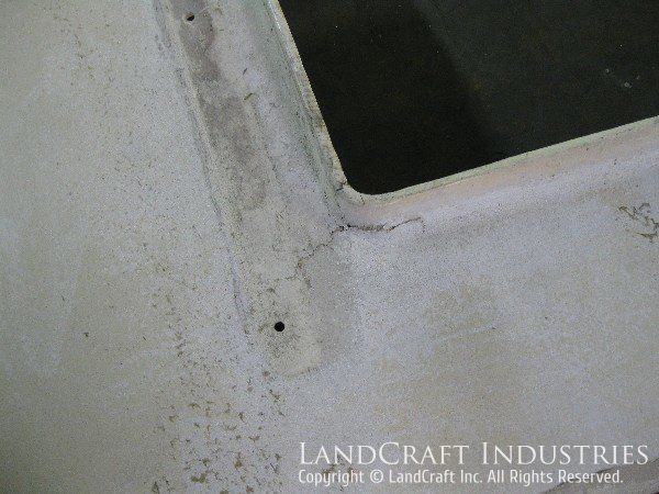 Fiberglass VOR antenna panel with fiberglass damage