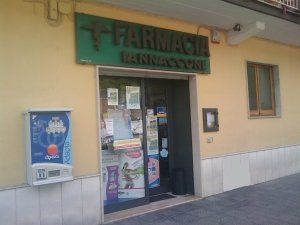 ingresso della farmacia