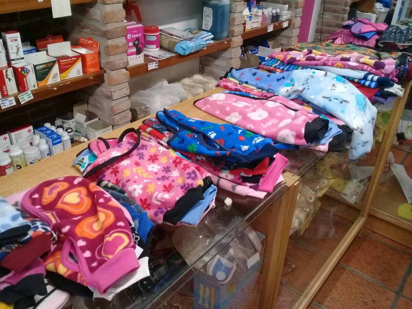 ropa para mascotas