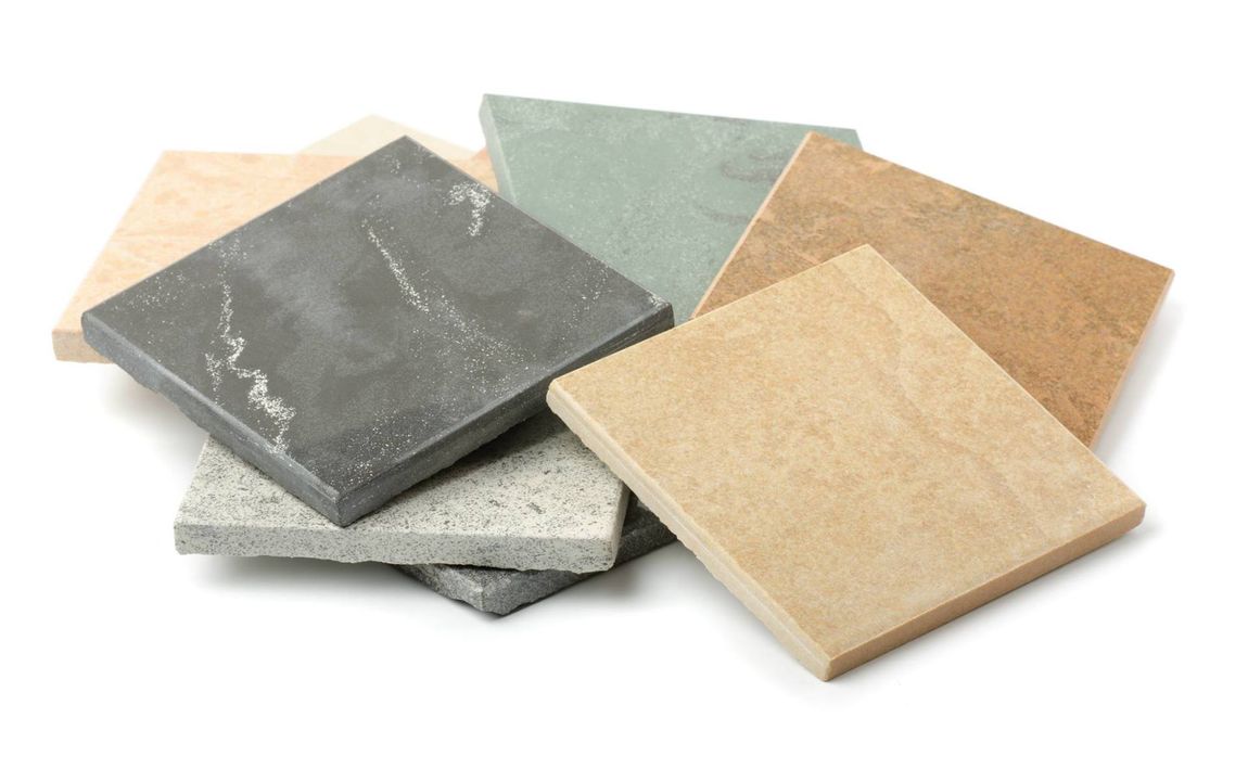 materiali di qualità come marmi e graniti colorati