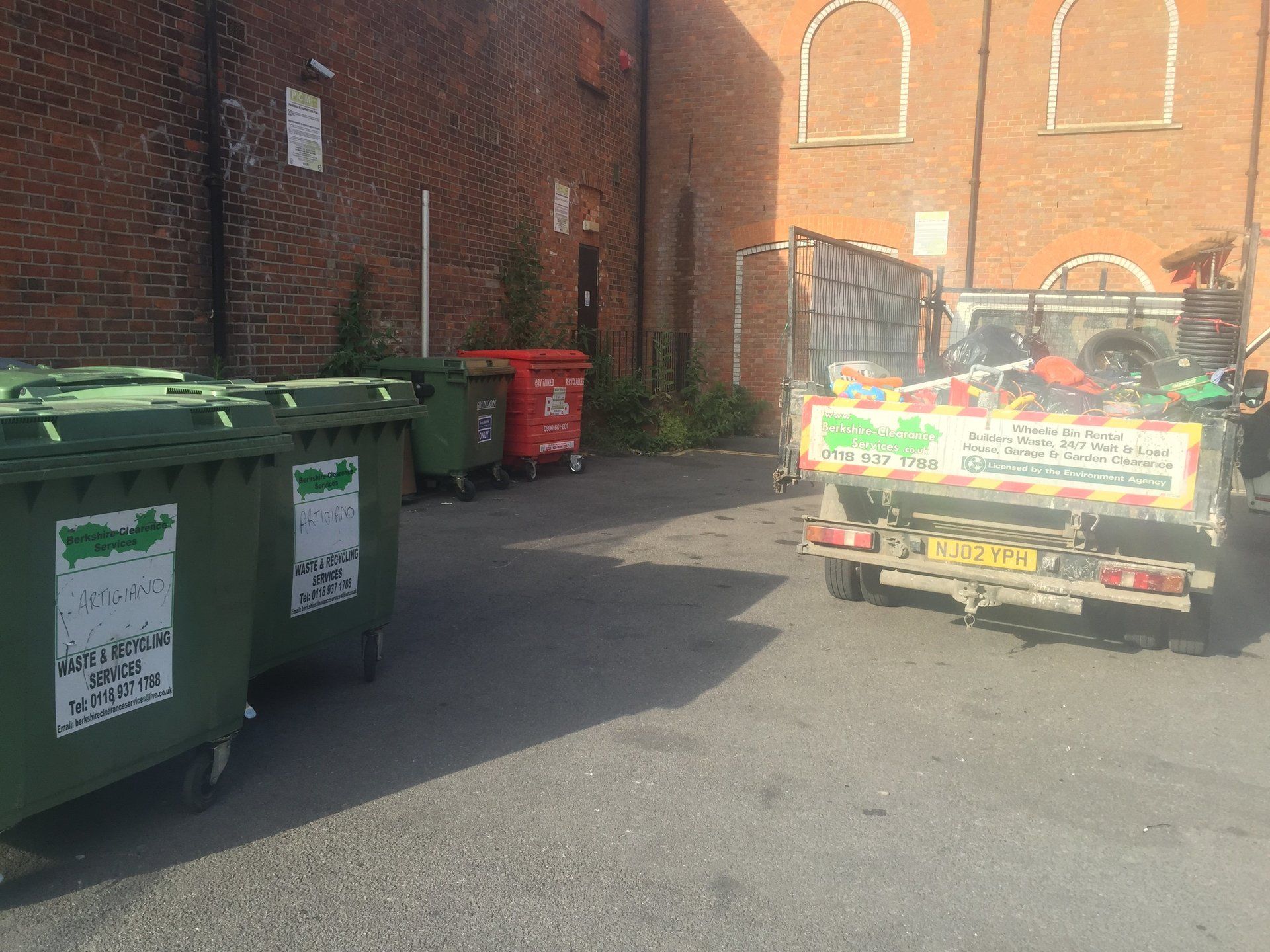 READING TOWN CENTRE WHEELIE BIN HIRE
