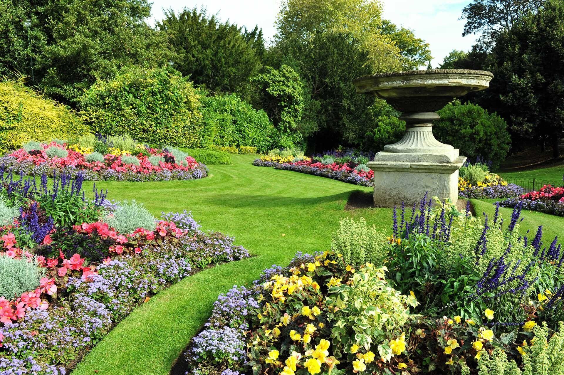 Flower Beds in Floral Garden — Asheville, NC — Green Outdoors Landscaping & Nursery