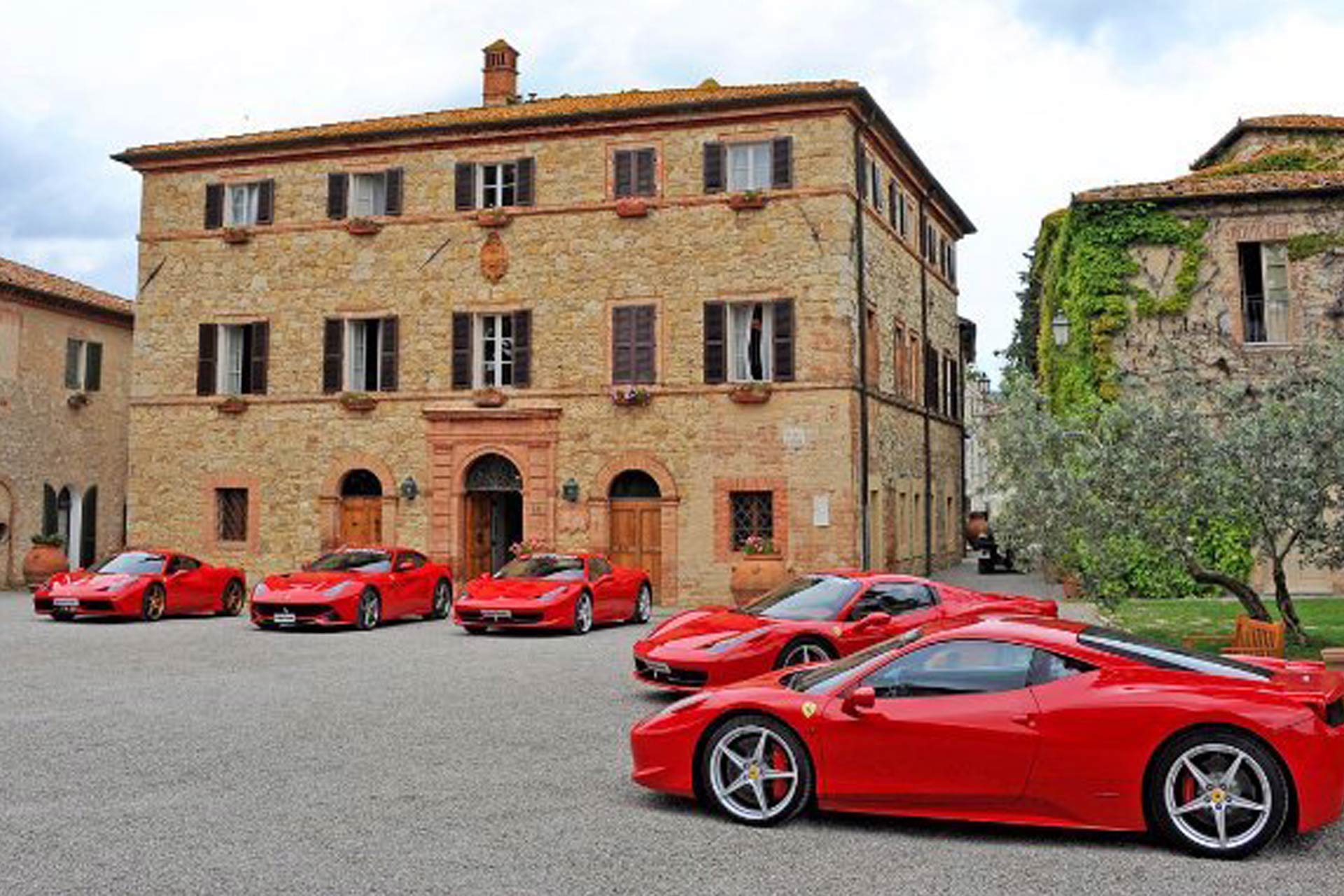 ferrari 4