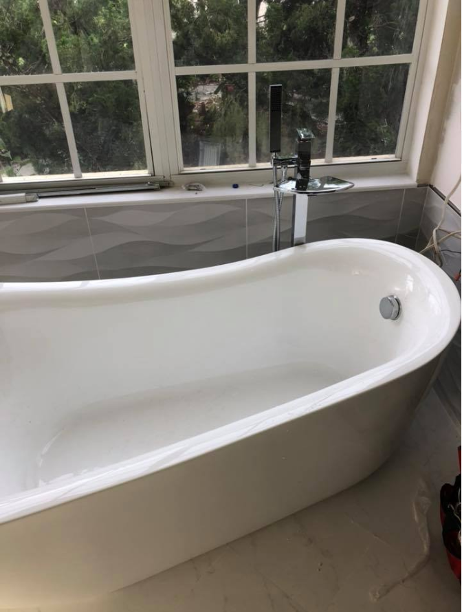 Bathtub — Sebring, FL — Bullgator Plumbing Inc.