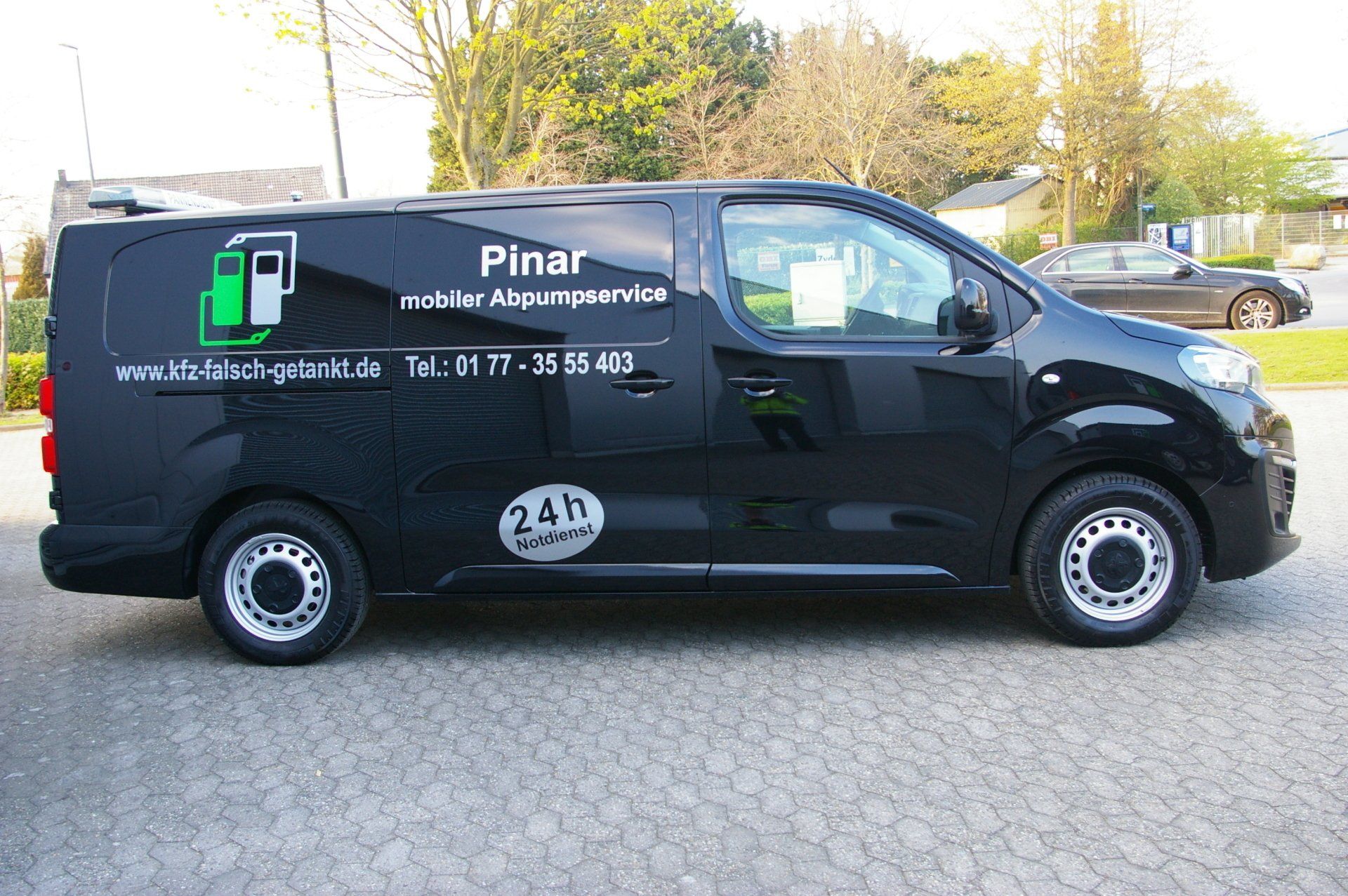 Einsatzwagen - Kraftstoff abpumpen