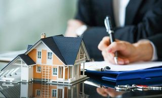 Sell My House — Miniature House and Document Signing in Palmetto, FL