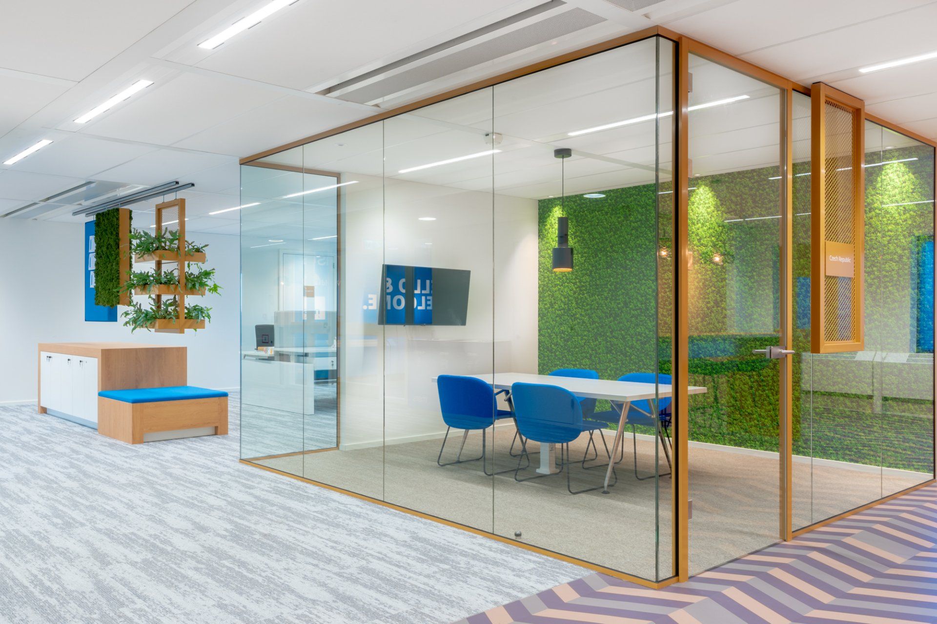 Open meeting room