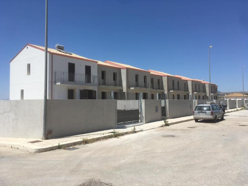 villette a schiera in un residence