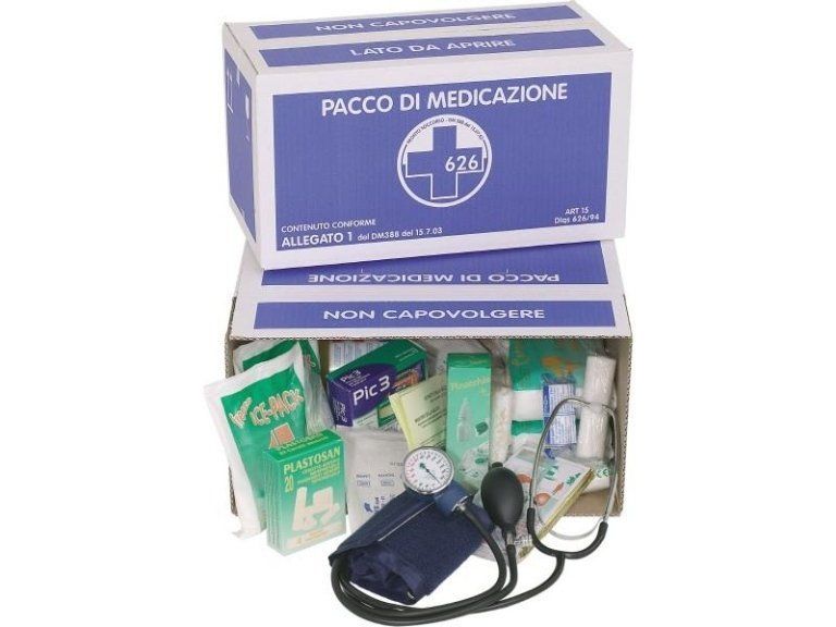 scatola con prodotti di primo soccorso