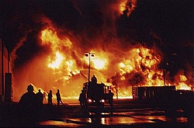 operatori durante un incendio