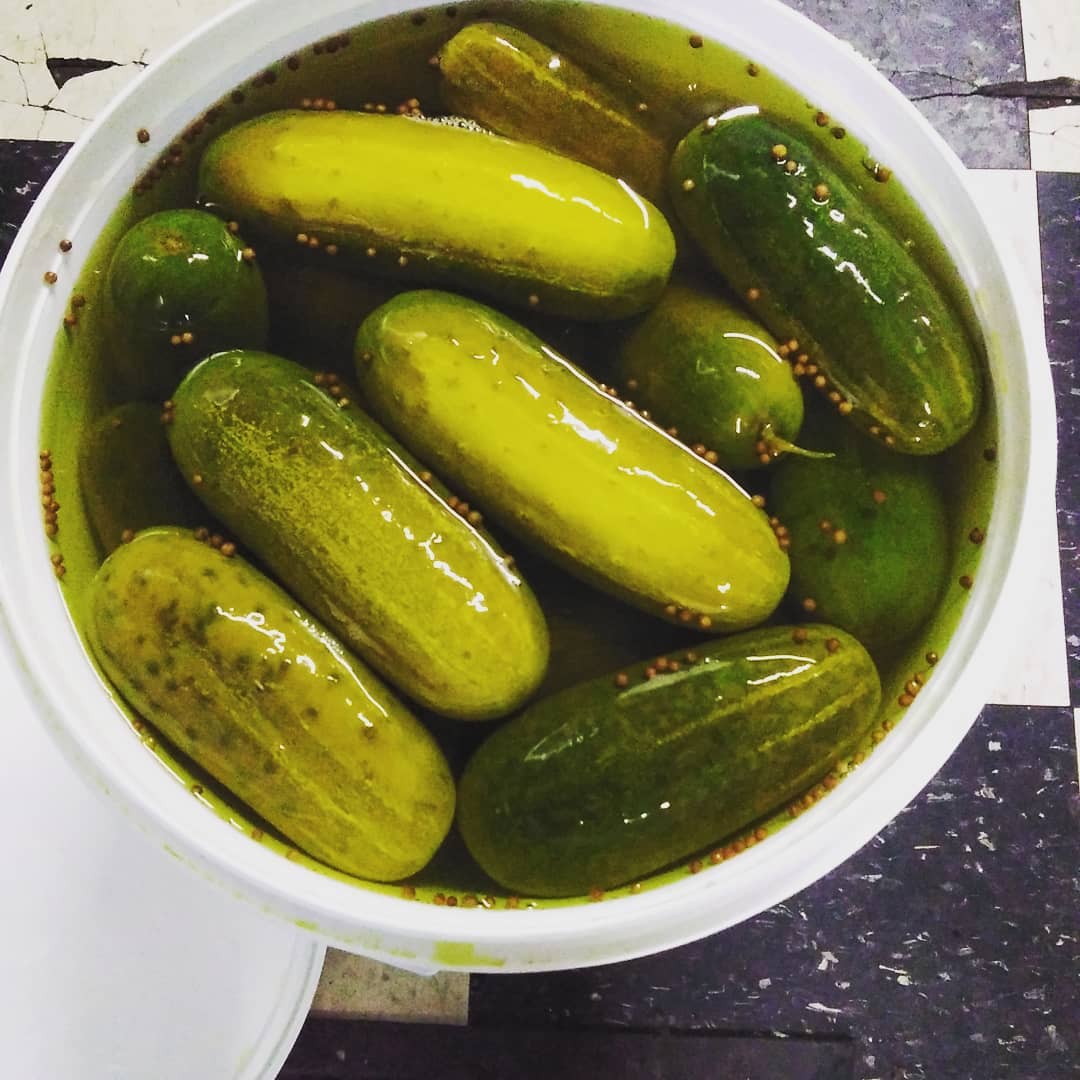 Cindy's Deli, pickles