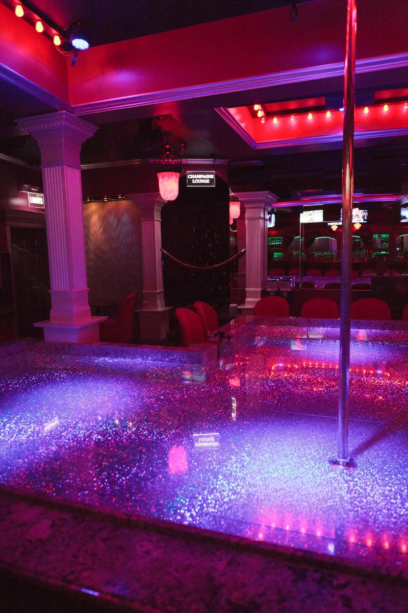 Bar interior 2