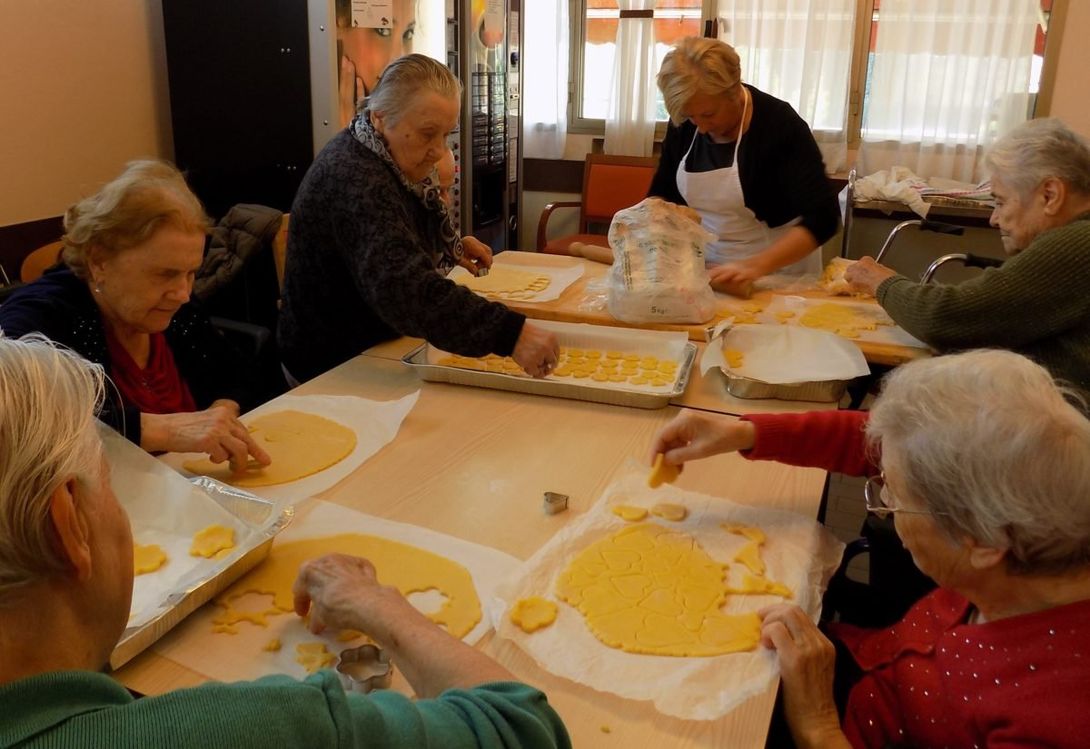 laboratorio di cucina per anziani