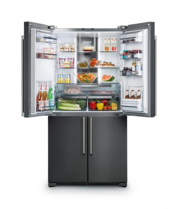 SXS_Fridge_Open