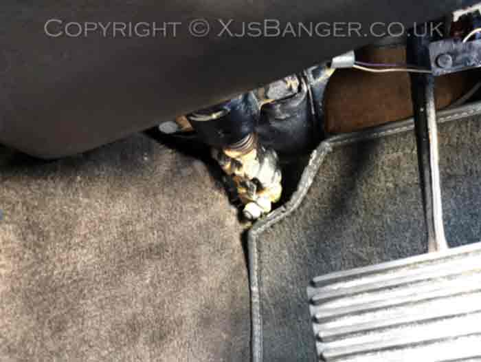 Jaguar XJS Upper steerting column joint