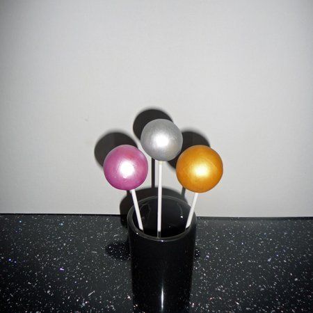 Cake pops. Cake pops.