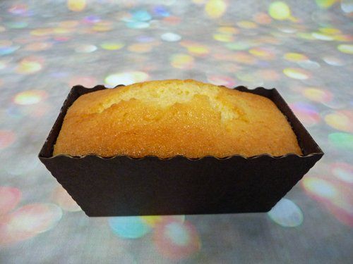 Sugar free lemon drizzle loaf cake.