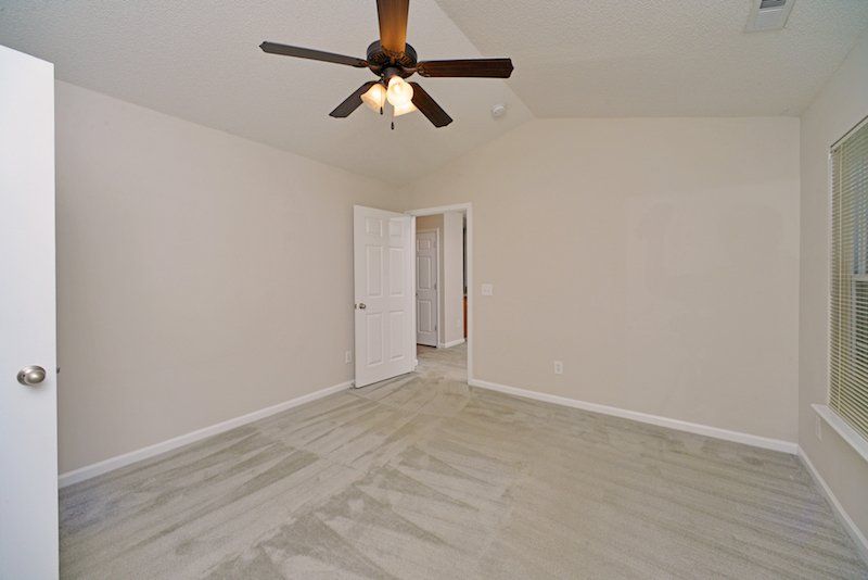 beacon master bedroom 