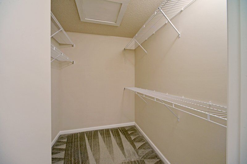 beacon master walk-in closet
